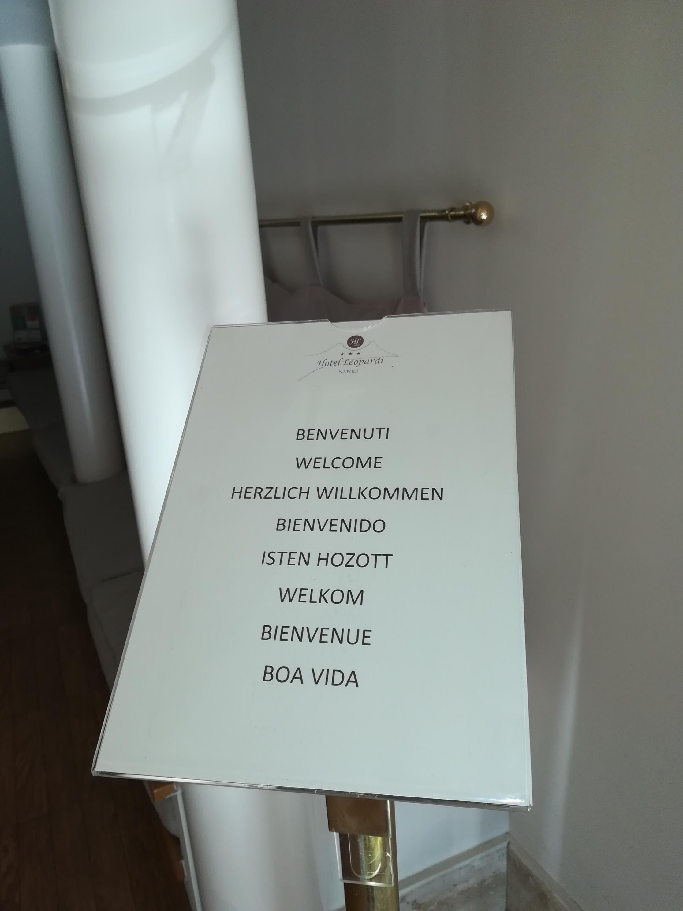 Hotel Leopardi Наполи Екстериор снимка