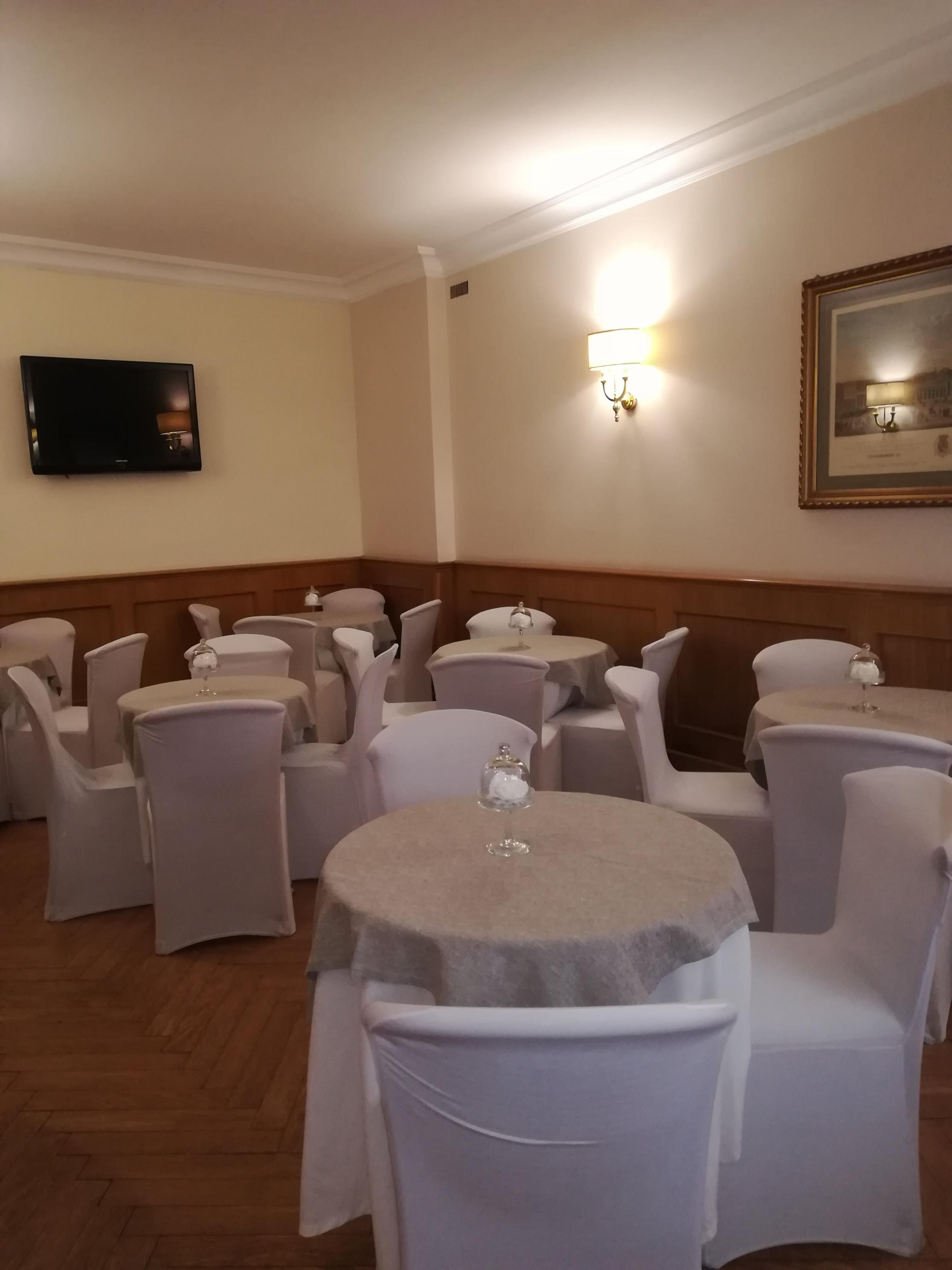 Hotel Leopardi Наполи Екстериор снимка