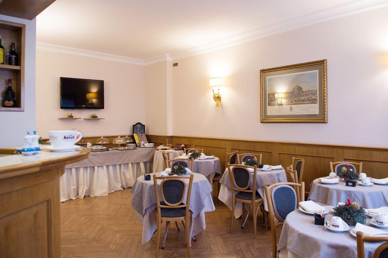 Hotel Leopardi Наполи Екстериор снимка